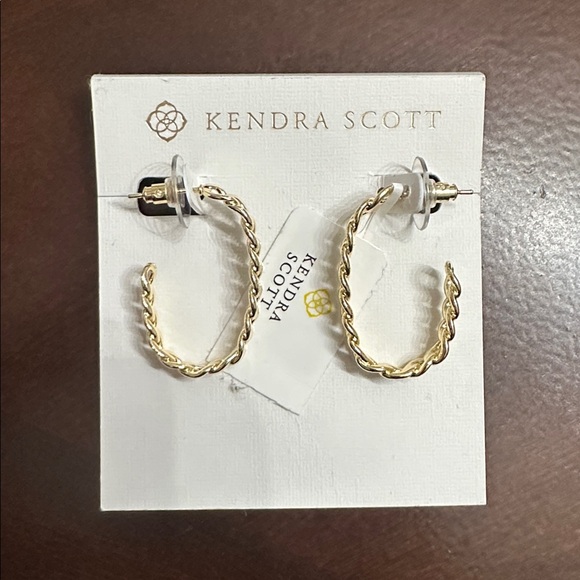 NWT Kendra Scott Grier Hoop Earrings In 14K Gold Plated - Picture 1 of 4